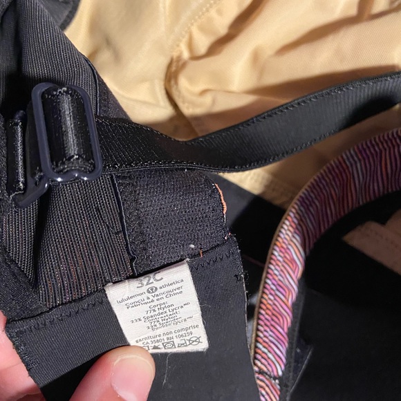 multi-coloured sports bra - Picture 2 of 2